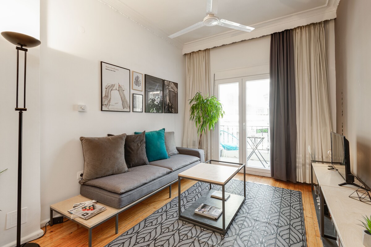 the wall bnb / downtown apartment / museums area — Апартамент в Thessaloniki