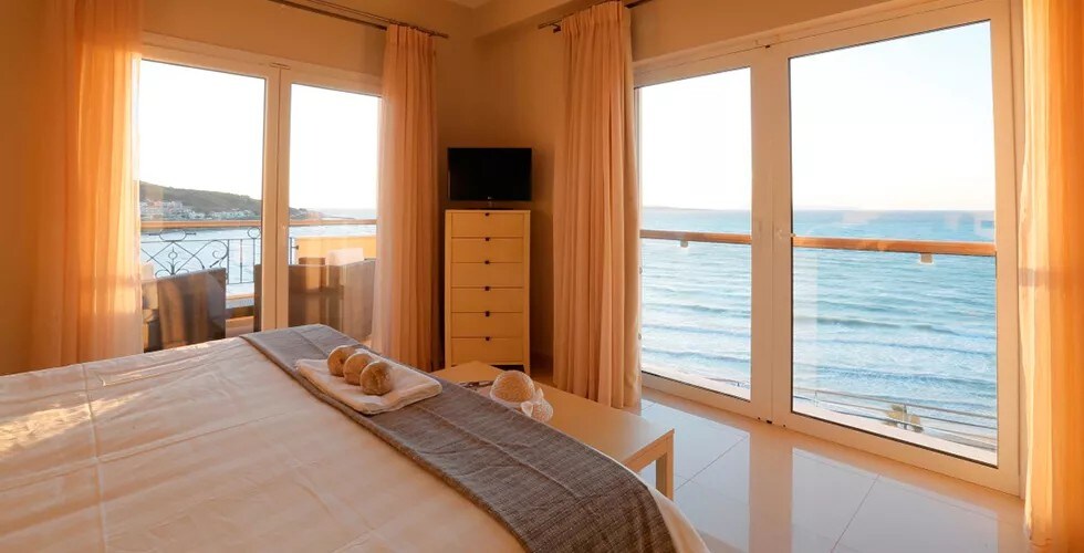 Master Suite with Sea View — снимка 3