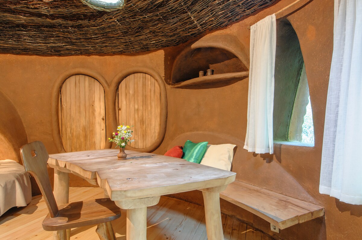 Omaya Wonder House — Къща в Гайтаниново