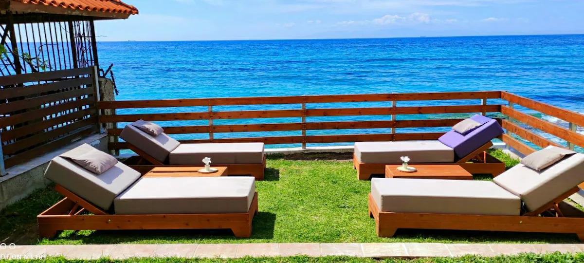 Lovely Apartment on the Beach!
/Private Yard, BBQ — Апартамент в Nea Skioni