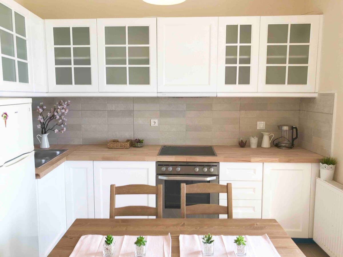 Lovely Apartment on the Beach!
/Private Yard, BBQ — снимка 2