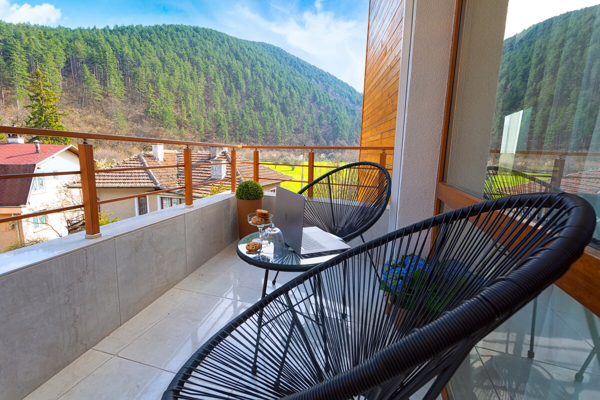 Two-room apartment in Kleptuz Aparts! Apt. 8 — снимка 5