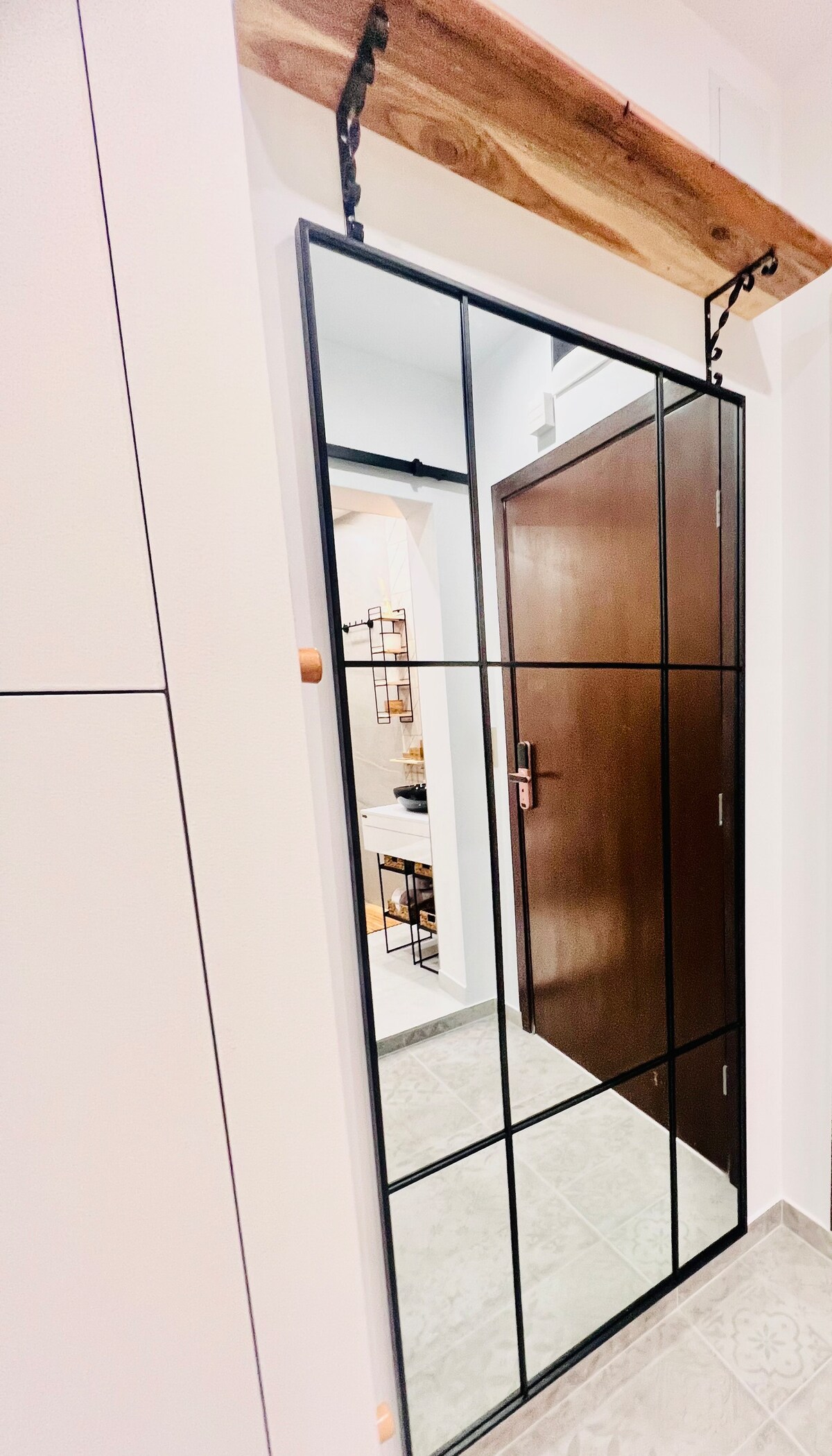 Boutique lux design apartment Royal Towers — снимка 5