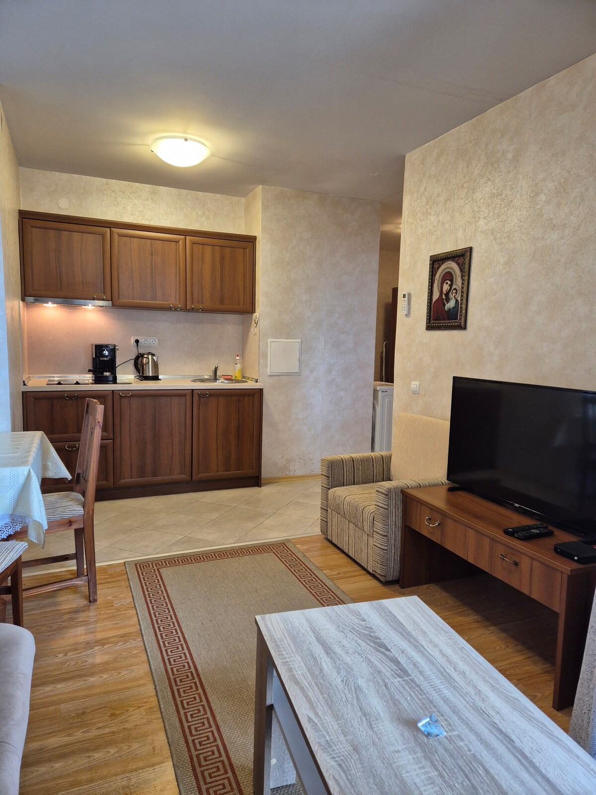 Beautiful apartment, great location — снимка 3