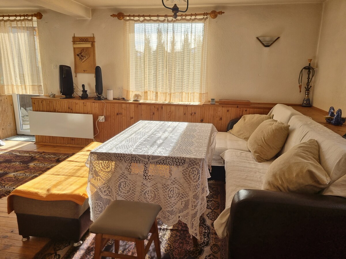 HOUSE"VIRA" s.Ravnogor — Къща в Ravnogor